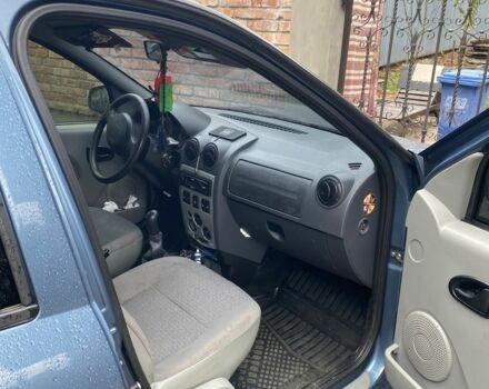 Дачія Logan 2007 у Мукачеве на Automoto.ua Синій Дачія Logan, об'ємом двигуна 1.5 л та пробігом 343 тис. км за 4500 $, фото 1 на Automoto.ua