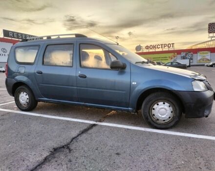 Синій Дачія Logan, об'ємом двигуна 1.6 л та пробігом 242 тис. км за 3750 $, фото 4 на Automoto.ua