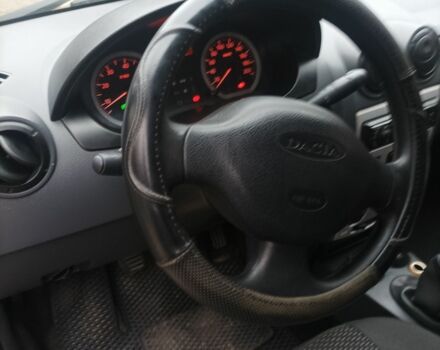 Синий Дачия Логан, объемом двигателя 1.6 л и пробегом 262 тыс. км за 4500 $, фото 4 на Automoto.ua