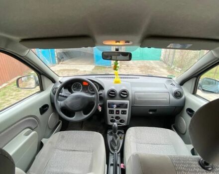 Синий Дачия Логан, объемом двигателя 1.6 л и пробегом 235 тыс. км за 5000 $, фото 4 на Automoto.ua