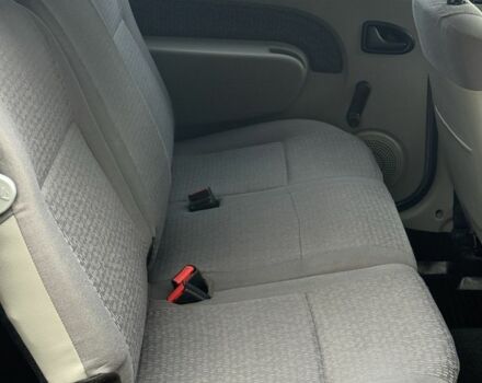 Синий Дачия Логан, объемом двигателя 1.6 л и пробегом 163 тыс. км за 5500 $, фото 10 на Automoto.ua