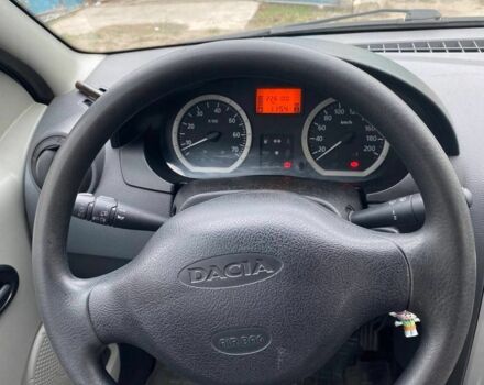 Синий Дачия Логан, объемом двигателя 1.6 л и пробегом 235 тыс. км за 5000 $, фото 5 на Automoto.ua