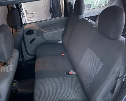 Синій Дачія Logan, об'ємом двигуна 1.4 л та пробігом 166 тис. км за 4500 $, фото 9 на Automoto.ua