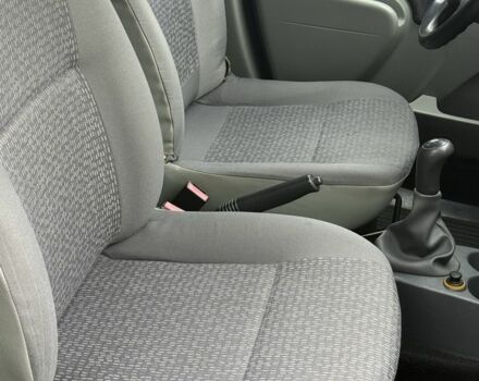 Синий Дачия Логан, объемом двигателя 1.6 л и пробегом 163 тыс. км за 5500 $, фото 7 на Automoto.ua