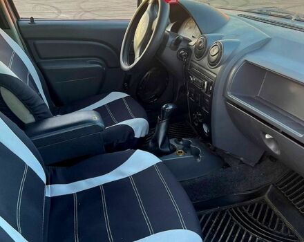 Синий Дачия Логан, объемом двигателя 1.6 л и пробегом 0 тыс. км за 3000 $, фото 7 на Automoto.ua