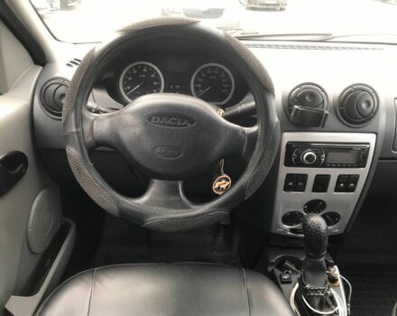 Синій Дачія Logan, об'ємом двигуна 1.6 л та пробігом 275 тис. км за 4290 $, фото 17 на Automoto.ua