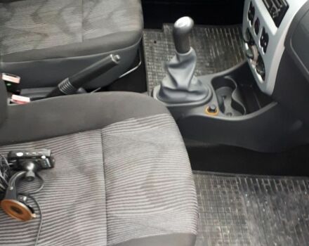 Синий Дачия Логан, объемом двигателя 1.6 л и пробегом 300 тыс. км за 5200 $, фото 6 на Automoto.ua