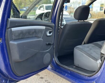 Синий Дачия Логан, объемом двигателя 1.6 л и пробегом 193 тыс. км за 4200 $, фото 11 на Automoto.ua