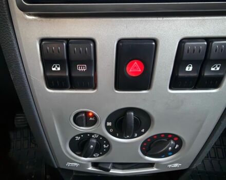 Синий Дачия Логан, объемом двигателя 1.6 л и пробегом 200 тыс. км за 2950 $, фото 11 на Automoto.ua