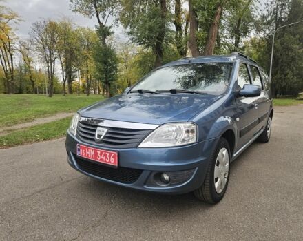Дачія Logan 2010 у Кривому Розі на Automoto.ua Синій Дачія Logan, об'ємом двигуна 1.6 л та пробігом 180 тис. км за 7450 $, фото 2 на Automoto.ua