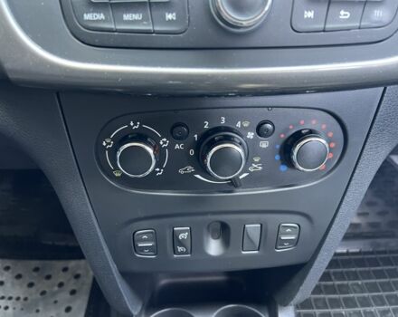 Синий Дачия Логан, объемом двигателя 1.5 л и пробегом 276 тыс. км за 6450 $, фото 18 на Automoto.ua