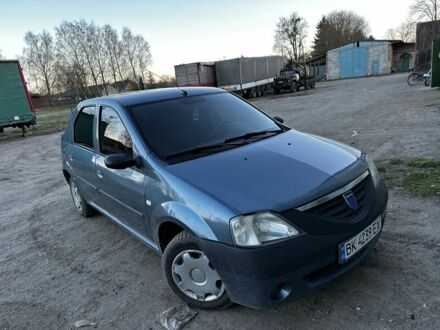 Дачия Логан 2006 в Сарнах на Automoto.ua Синий Дачия Логан, объемом двигателя 1.4 л и пробегом 252 тыс. км за 2600 $, фото 1 на Automoto.ua