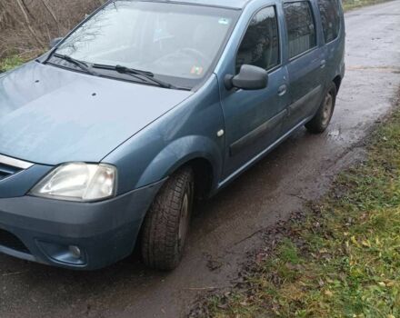 Синий Дачия Логан, объемом двигателя 1.6 л и пробегом 269 тыс. км за 5000 $, фото 1 на Automoto.ua