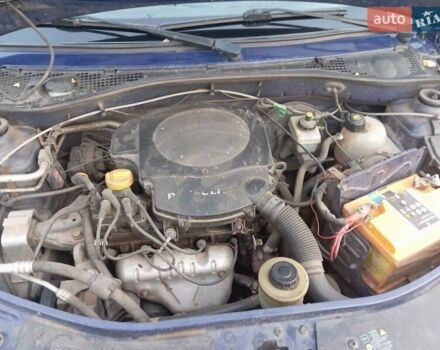 Синий Дачия Логан, объемом двигателя 1.6 л и пробегом 247 тыс. км за 5200 $, фото 1 на Automoto.ua