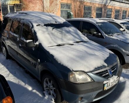 Синий Дачия Логан, объемом двигателя 1.6 л и пробегом 300 тыс. км за 3600 $, фото 1 на Automoto.ua