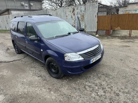 Синий Дачия Логан, объемом двигателя 1.6 л и пробегом 220 тыс. км за 2900 $, фото 1 на Automoto.ua