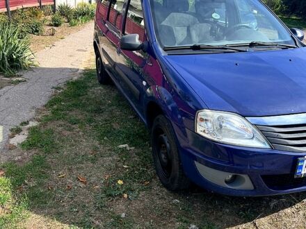 Синий Дачия Логан, объемом двигателя 1.6 л и пробегом 221 тыс. км за 3600 $, фото 1 на Automoto.ua