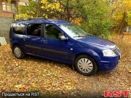 Синий Дачия Логан, объемом двигателя 1.4 л и пробегом 302 тыс. км за 4200 $, фото 1 на Automoto.ua