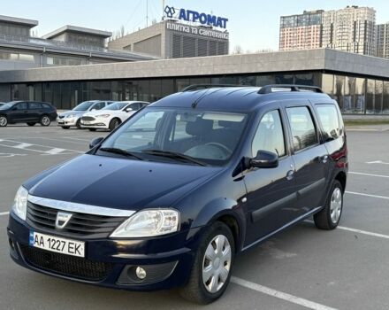 Синий Дачия Логан, объемом двигателя 1.6 л и пробегом 180 тыс. км за 5500 $, фото 1 на Automoto.ua