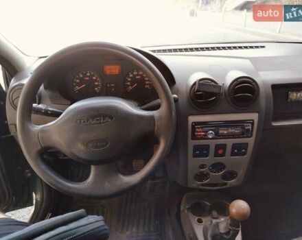 Зеленый Дачия Логан, объемом двигателя 1.6 л и пробегом 290 тыс. км за 1500 $, фото 1 на Automoto.ua