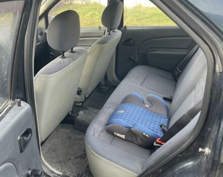 Зелений Дачія Logan, об'ємом двигуна 1.4 л та пробігом 225 тис. км за 4000 $, фото 5 на Automoto.ua