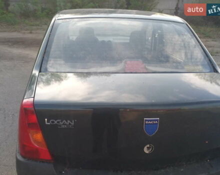 Зеленый Дачия Логан, объемом двигателя 1.4 л и пробегом 340 тыс. км за 2600 $, фото 4 на Automoto.ua