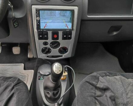 Зеленый Дачия Логан, объемом двигателя 1.6 л и пробегом 300 тыс. км за 3500 $, фото 3 на Automoto.ua