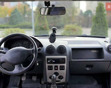 Зеленый Дачия Логан, объемом двигателя 1.39 л и пробегом 80 тыс. км за 3700 $, фото 10 на Automoto.ua