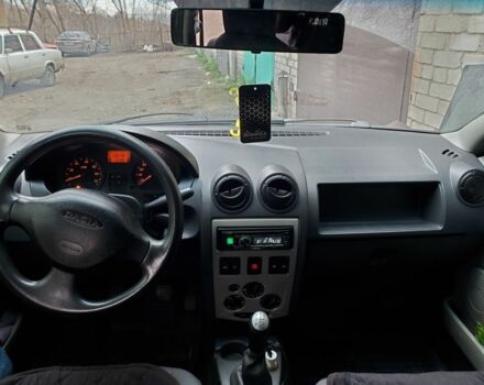 Зеленый Дачия Логан, объемом двигателя 0 л и пробегом 322 тыс. км за 1850 $, фото 3 на Automoto.ua