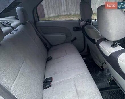 Зеленый Дачия Логан, объемом двигателя 1.39 л и пробегом 148 тыс. км за 3680 $, фото 10 на Automoto.ua