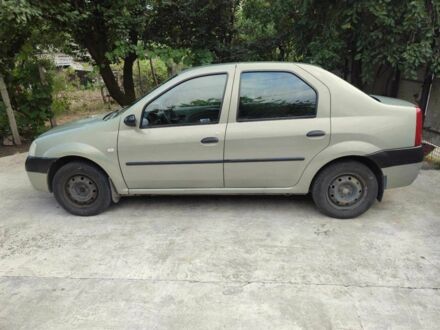 Зеленый Дачия Логан, объемом двигателя 1.6 л и пробегом 300 тыс. км за 3500 $, фото 1 на Automoto.ua