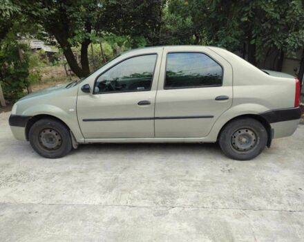 Зелений Дачія Logan, об'ємом двигуна 1.6 л та пробігом 300 тис. км за 3500 $, фото 1 на Automoto.ua