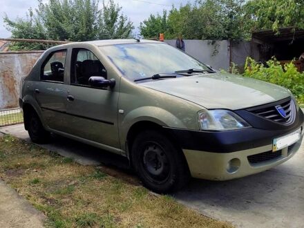 Зеленый Дачия Логан, объемом двигателя 1.6 л и пробегом 300 тыс. км за 3500 $, фото 1 на Automoto.ua