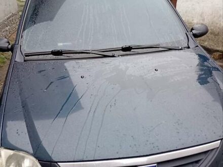 Зеленый Дачия Логан, объемом двигателя 1.39 л и пробегом 305 тыс. км за 3000 $, фото 1 на Automoto.ua