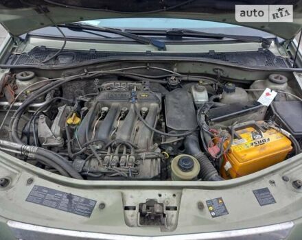 Зеленый Дачия Логан, объемом двигателя 1.6 л и пробегом 420 тыс. км за 3800 $, фото 1 на Automoto.ua