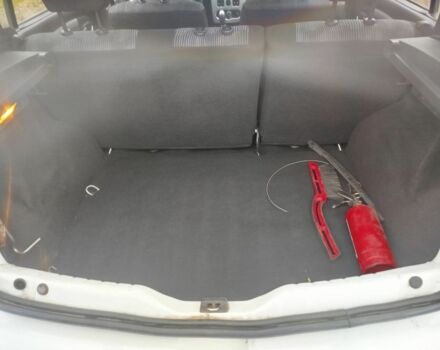 Белый Дачия Сандеро, объемом двигателя 1.4 л и пробегом 210 тыс. км за 4400 $, фото 10 на Automoto.ua