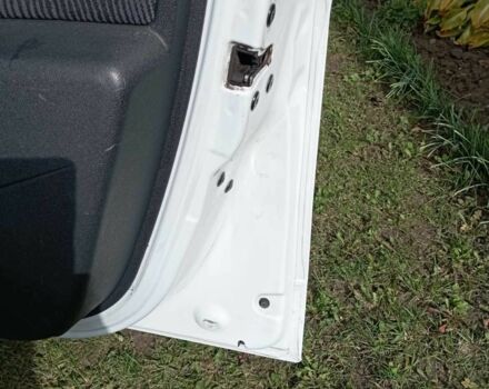 Белый Дачия Сандеро, объемом двигателя 1.6 л и пробегом 122 тыс. км за 5300 $, фото 14 на Automoto.ua