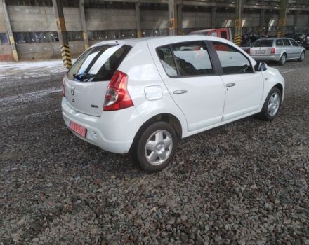 Дачія Sandero 2008 у Рожище на Automoto.ua Білий Дачія Sandero, об'ємом двигуна 1.6 л та пробігом 240 тис. км за 4250 $, фото 4 на Automoto.ua