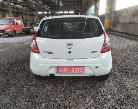 Дачія Sandero 2008 у Рожище на Automoto.ua Білий Дачія Sandero, об'ємом двигуна 1.6 л та пробігом 240 тис. км за 4250 $, фото 5 на Automoto.ua