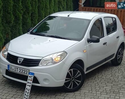 Білий Дачія Sandero, об'ємом двигуна 1.2 л та пробігом 160 тис. км за 4299 $, фото 10 на Automoto.ua