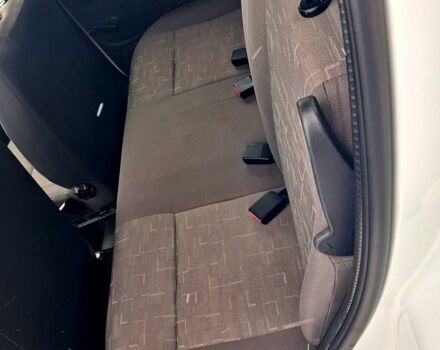 Белый Дачия Сандеро, объемом двигателя 1.4 л и пробегом 165 тыс. км за 3850 $, фото 11 на Automoto.ua