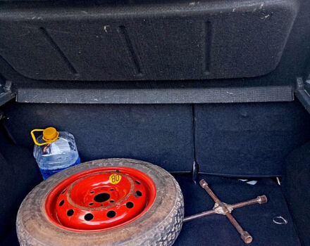 Белый Дачия Сандеро, объемом двигателя 1.4 л и пробегом 192 тыс. км за 4300 $, фото 7 на Automoto.ua