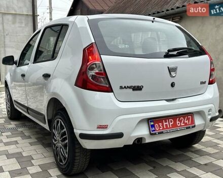 Белый Дачия Сандеро, объемом двигателя 1.2 л и пробегом 187 тыс. км за 4200 $, фото 7 на Automoto.ua
