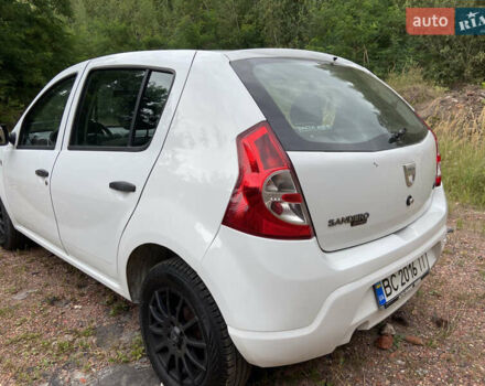 Білий Дачія Sandero, об'ємом двигуна 1.39 л та пробігом 225 тис. км за 3200 $, фото 8 на Automoto.ua