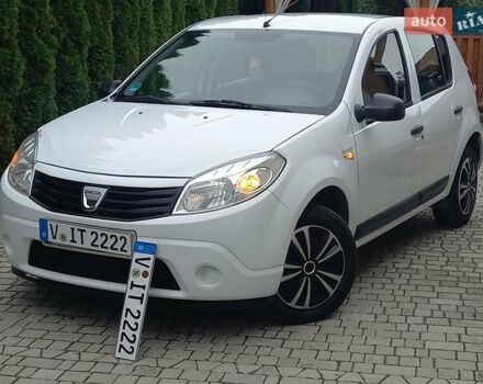 Білий Дачія Sandero, об'ємом двигуна 1.2 л та пробігом 160 тис. км за 4299 $, фото 6 на Automoto.ua