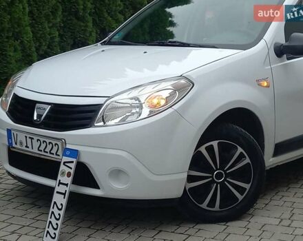 Білий Дачія Sandero, об'ємом двигуна 1.2 л та пробігом 160 тис. км за 4299 $, фото 2 на Automoto.ua