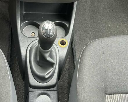 Белый Дачия Сандеро, объемом двигателя 1.2 л и пробегом 187 тыс. км за 4200 $, фото 21 на Automoto.ua