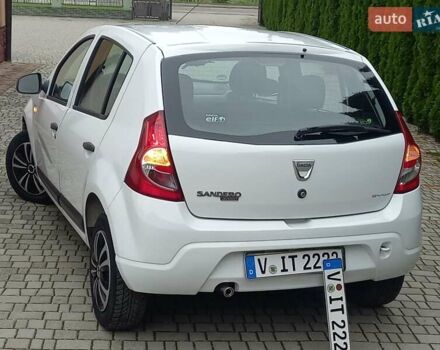 Білий Дачія Sandero, об'ємом двигуна 1.2 л та пробігом 160 тис. км за 4299 $, фото 30 на Automoto.ua