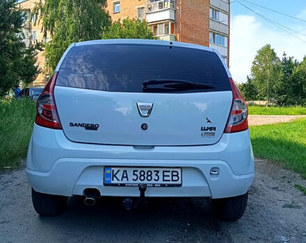 Белый Дачия Сандеро, объемом двигателя 1.4 л и пробегом 192 тыс. км за 4300 $, фото 6 на Automoto.ua