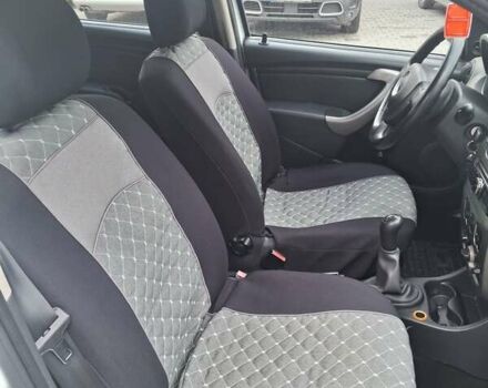 Білий Дачія Sandero, об'ємом двигуна 1.4 л та пробігом 227 тис. км за 3700 $, фото 7 на Automoto.ua